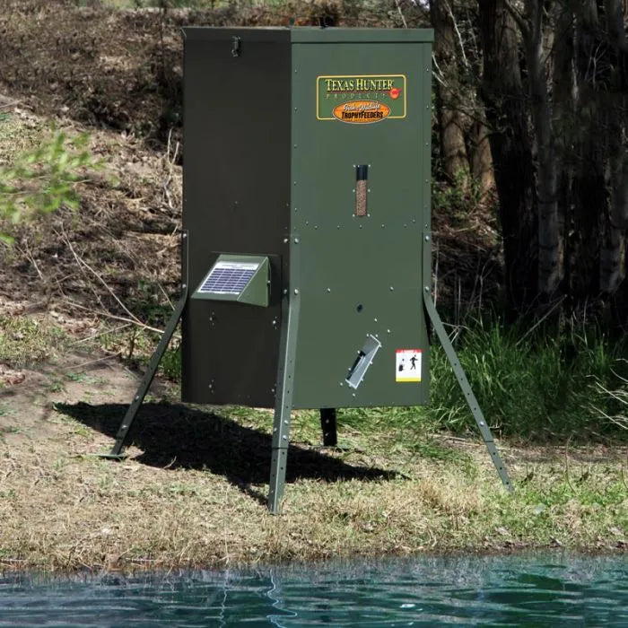 Electric Fish Feeder For Pond by Texas Hunter with automatic programmable feeding and clog-free performance.