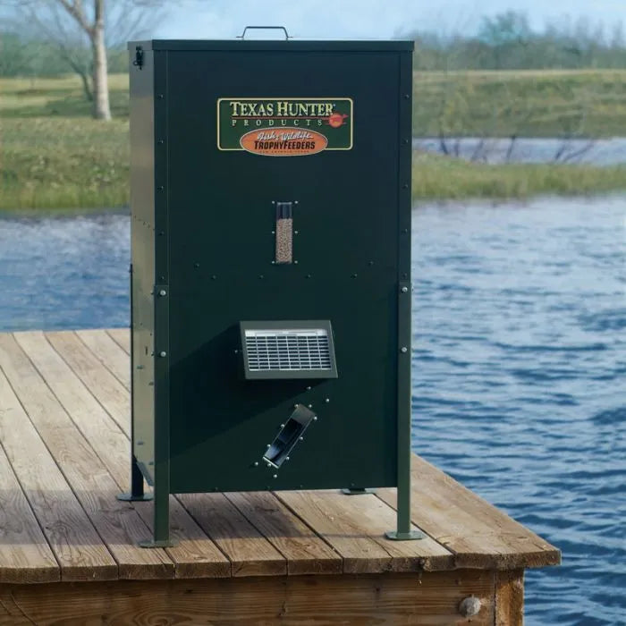 Electric Fish Feeder For Pond by Texas Hunter with automatic programmable feeding and clog-free performance.