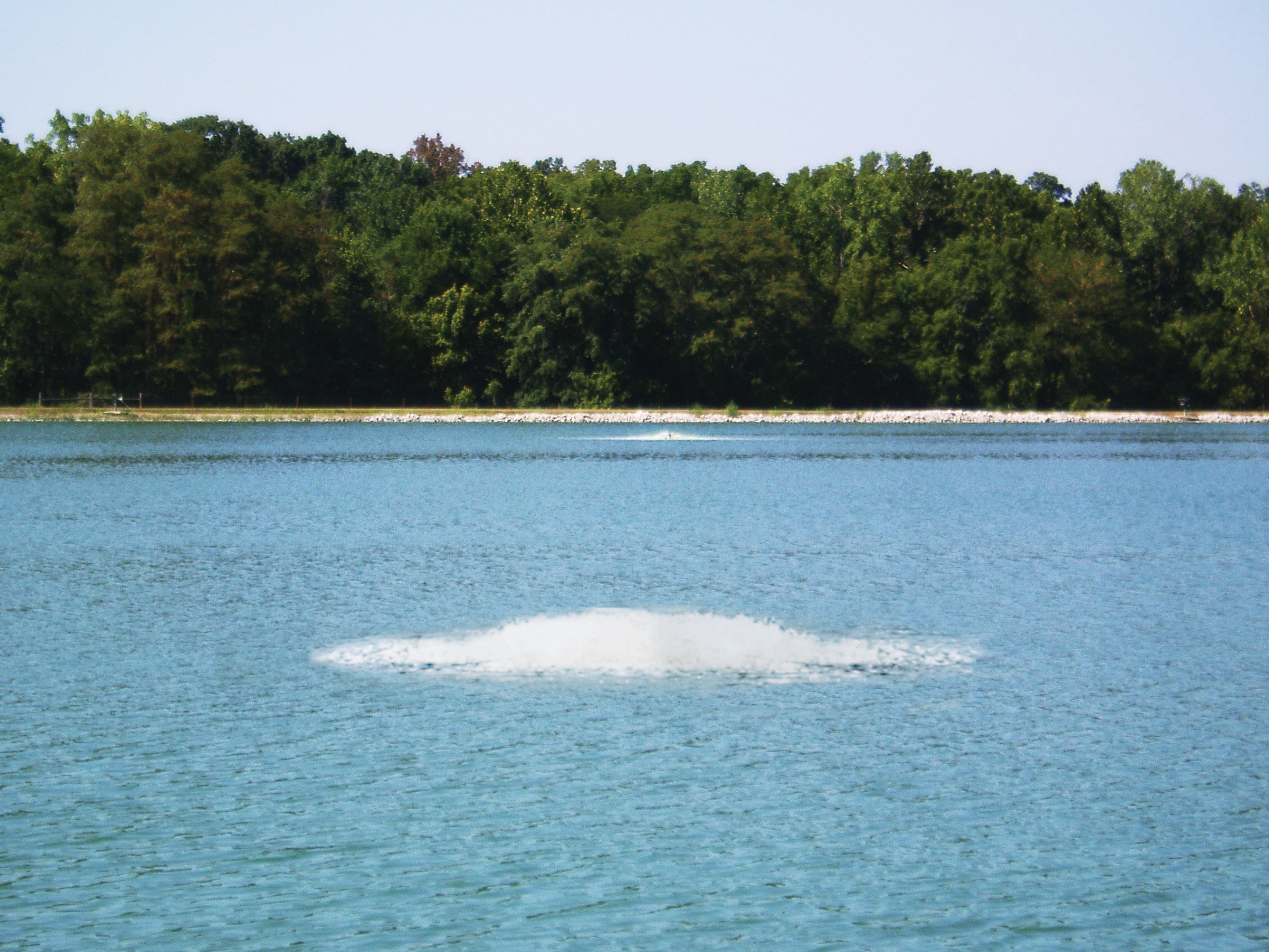 Quantum - Surface Pond Aerator for Aquaculture and Water Treatment | 5HP-20HP